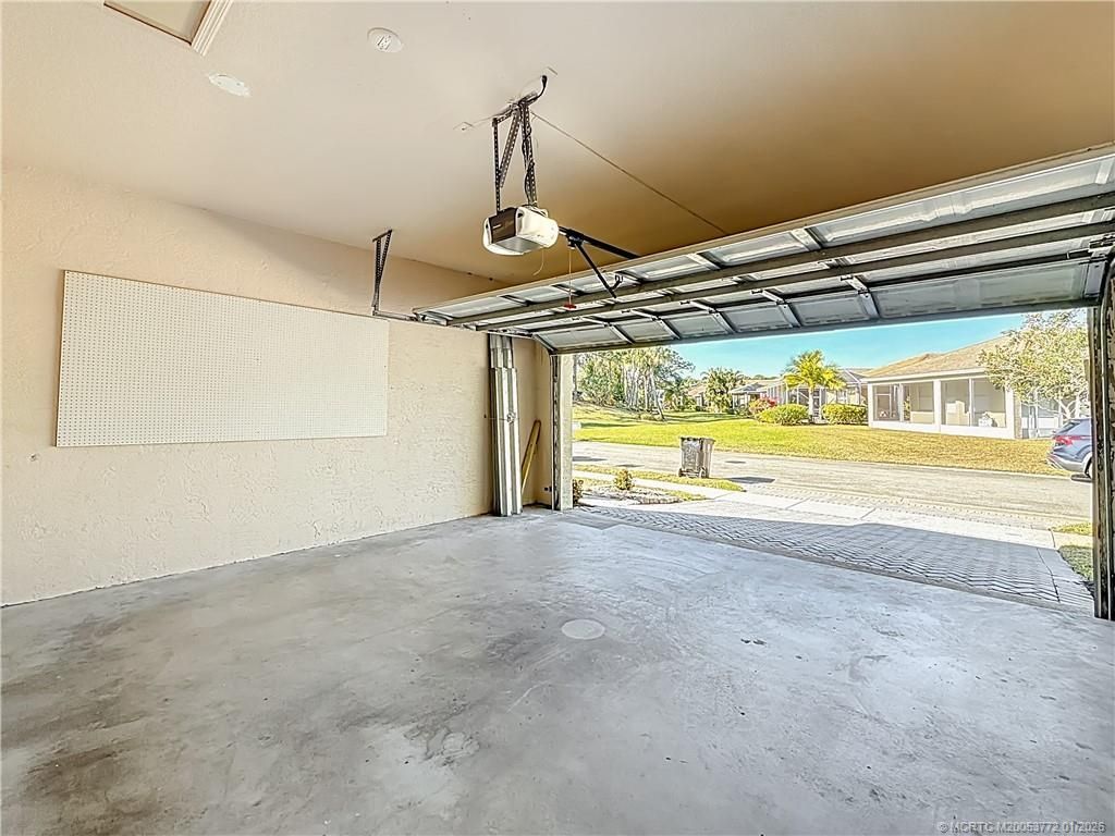 211 SW Deleon Springs Drive, Port Saint Lucie, FL 34986 Photo