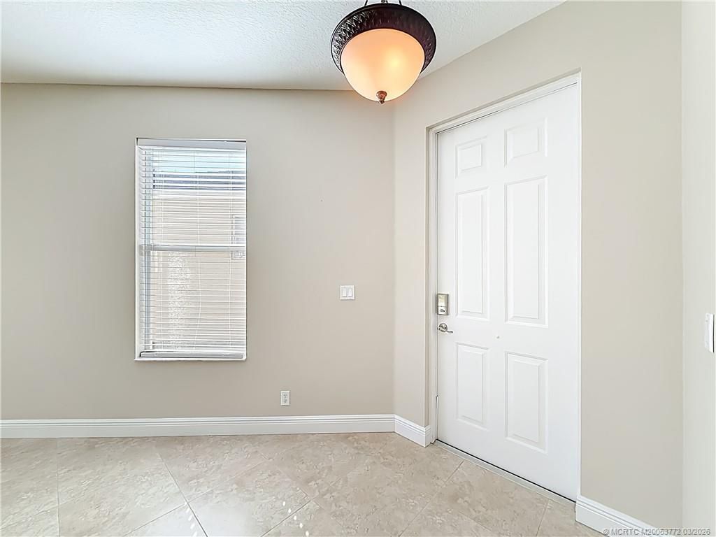 211 SW Deleon Springs Drive, Port Saint Lucie, FL 34986 Photo