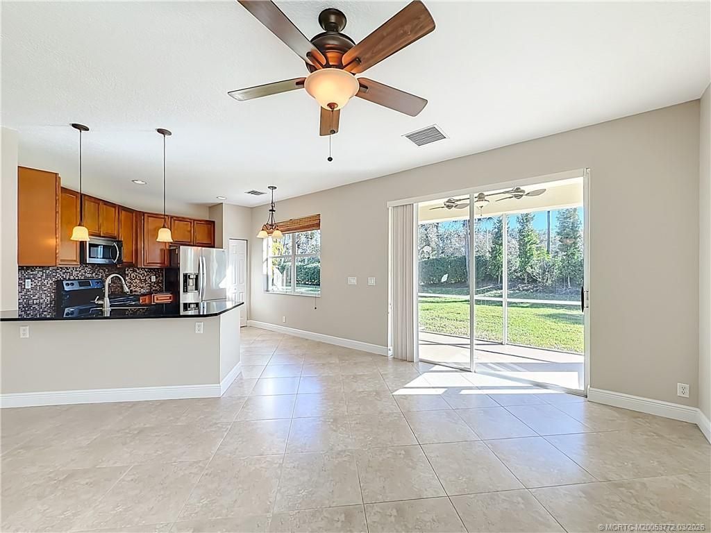 211 SW Deleon Springs Drive, Port Saint Lucie, FL 34986 Photo