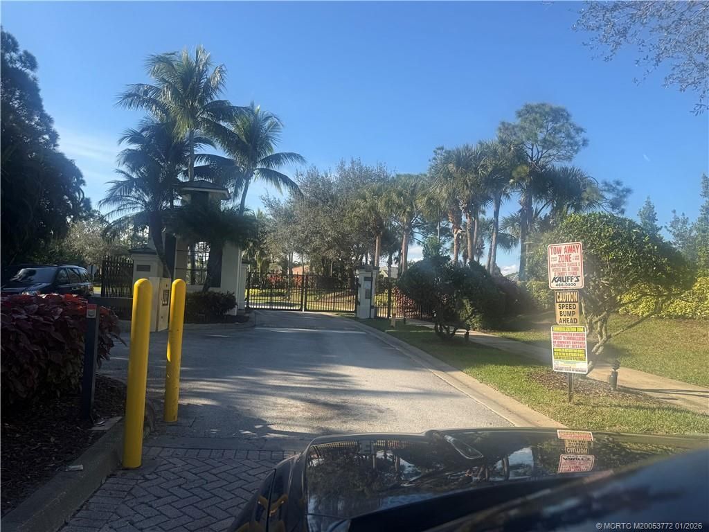 211 SW Deleon Springs Drive, Port Saint Lucie, FL 34986 Photo