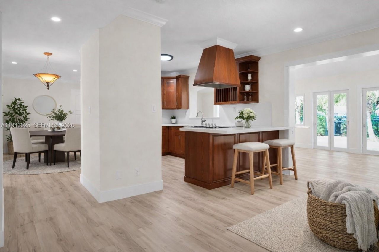 7695 SW 142nd St, Palmetto Bay, FL 33158 Photo