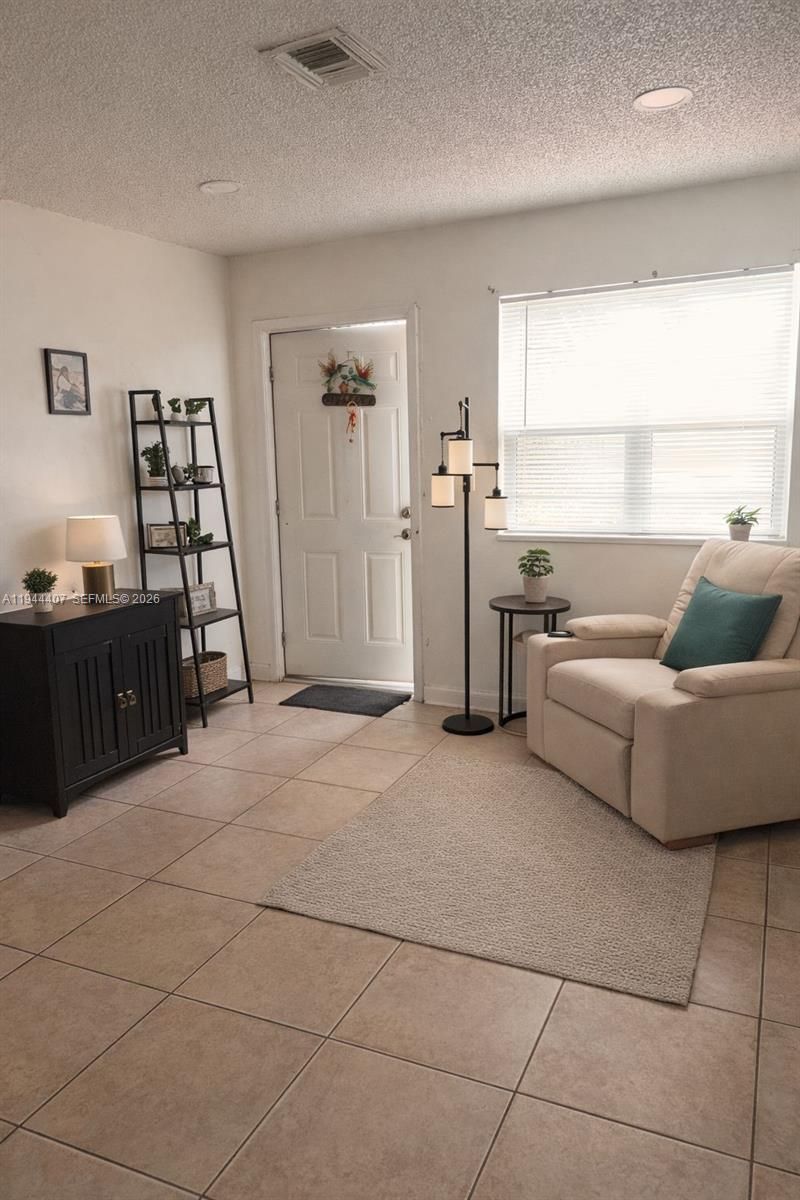 1255 NW 27th Ave, Fort Lauderdale, FL 33311 Photo