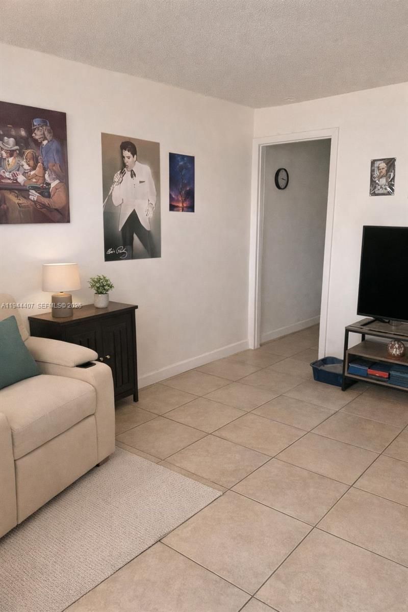 1255 NW 27th Ave, Fort Lauderdale, FL 33311 Photo