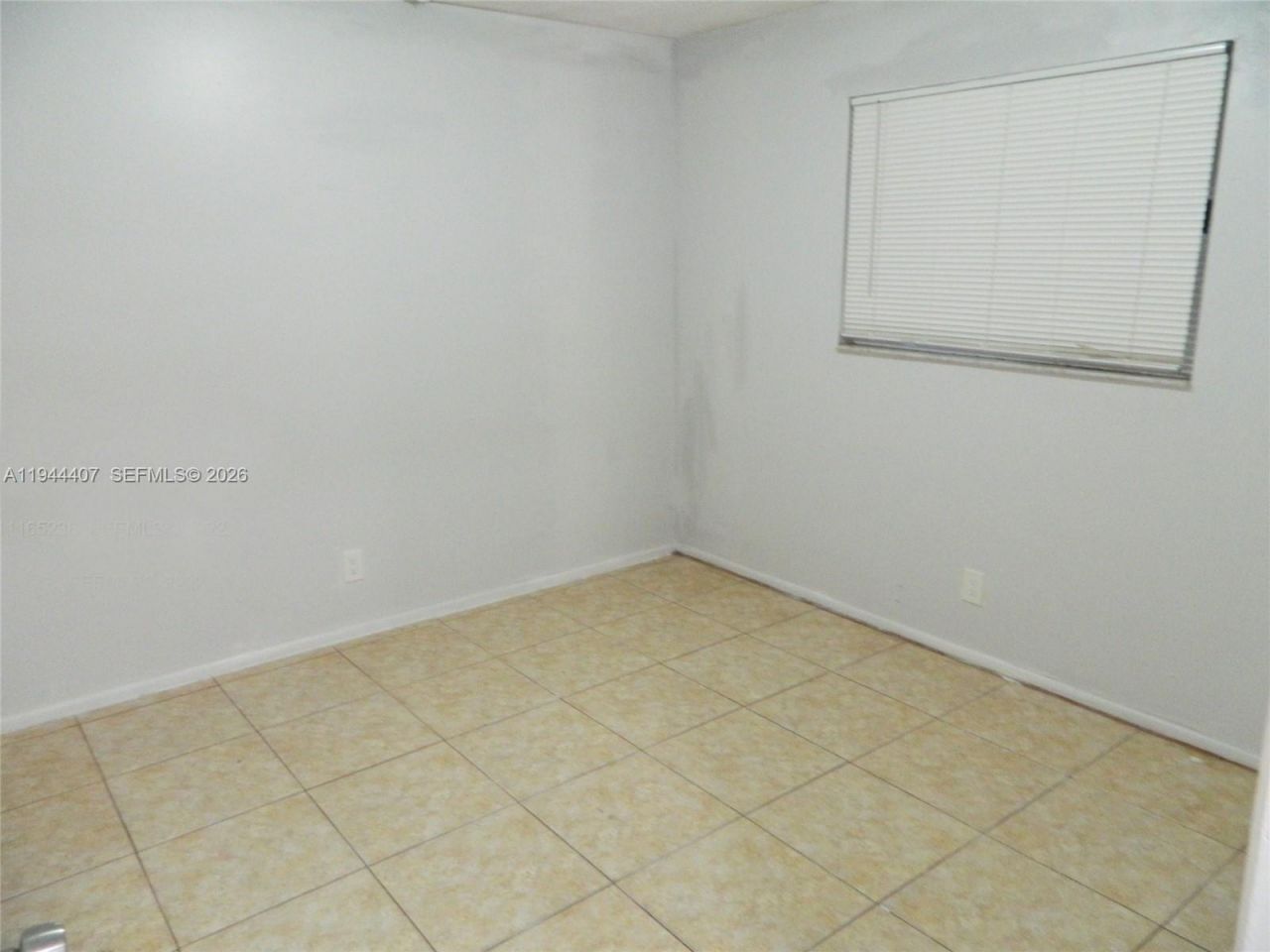 1255 NW 27th Ave, Fort Lauderdale, FL 33311 Photo