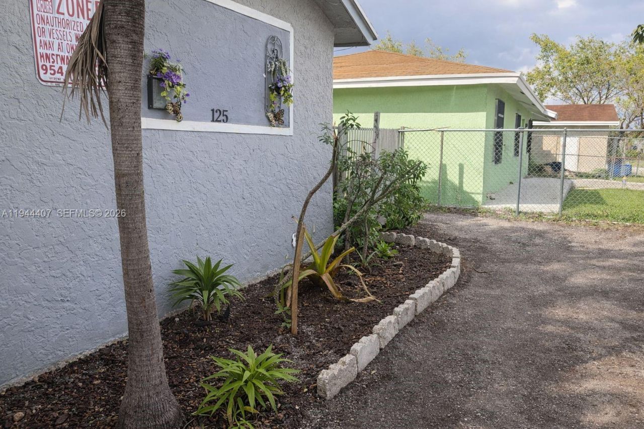 1255 NW 27th Ave, Fort Lauderdale, FL 33311 Photo