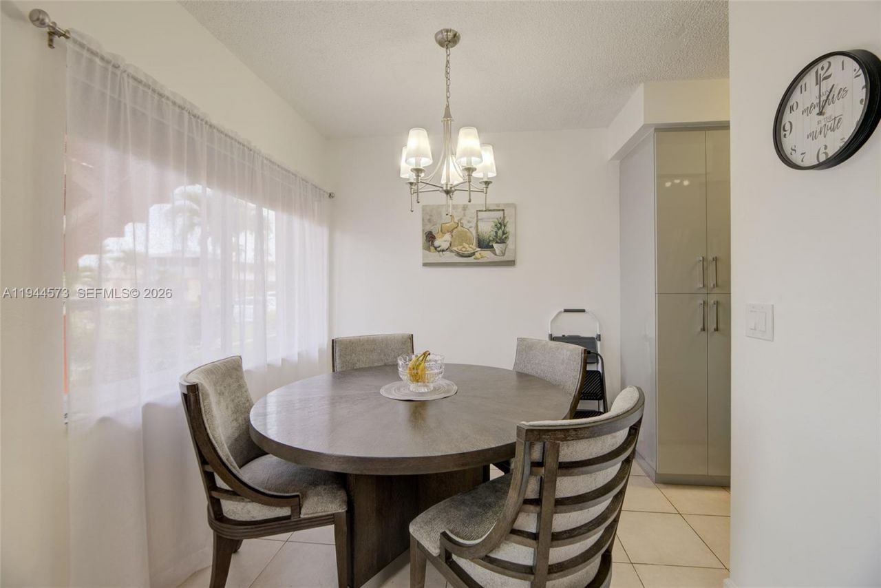 800 SW 11th Ave, Unit 9A, Hallandale Beach, FL 33009 Photo