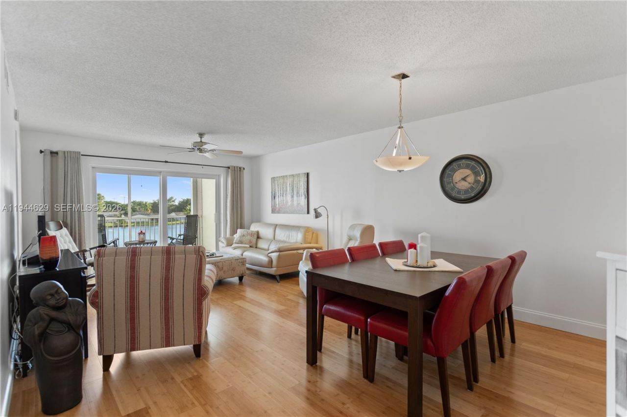 10208 NW 24th Pl, Unit 307, Sunrise, FL 33322 Photo