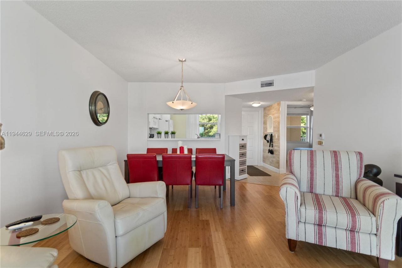 10208 NW 24th Pl, Unit 307, Sunrise, FL 33322 Photo