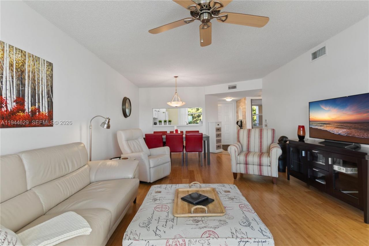 10208 NW 24th Pl, Unit 307, Sunrise, FL 33322 Photo