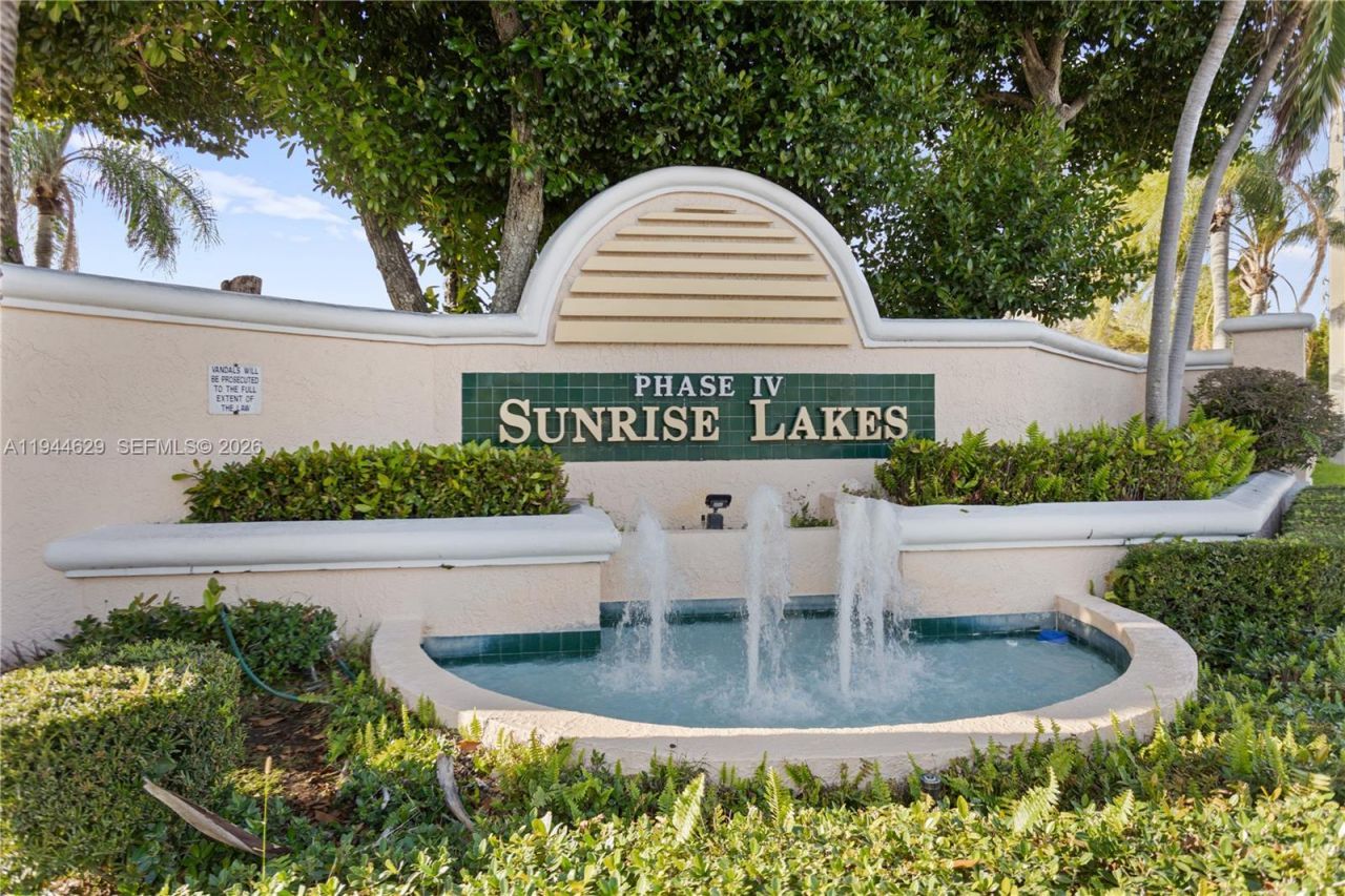 10208 NW 24th Pl, Unit 307, Sunrise, FL 33322 Photo