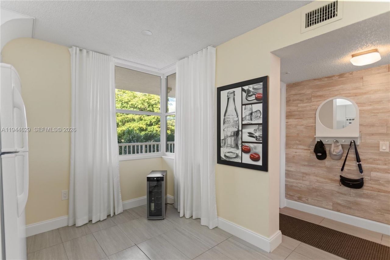 10208 NW 24th Pl, Unit 307, Sunrise, FL 33322 Photo