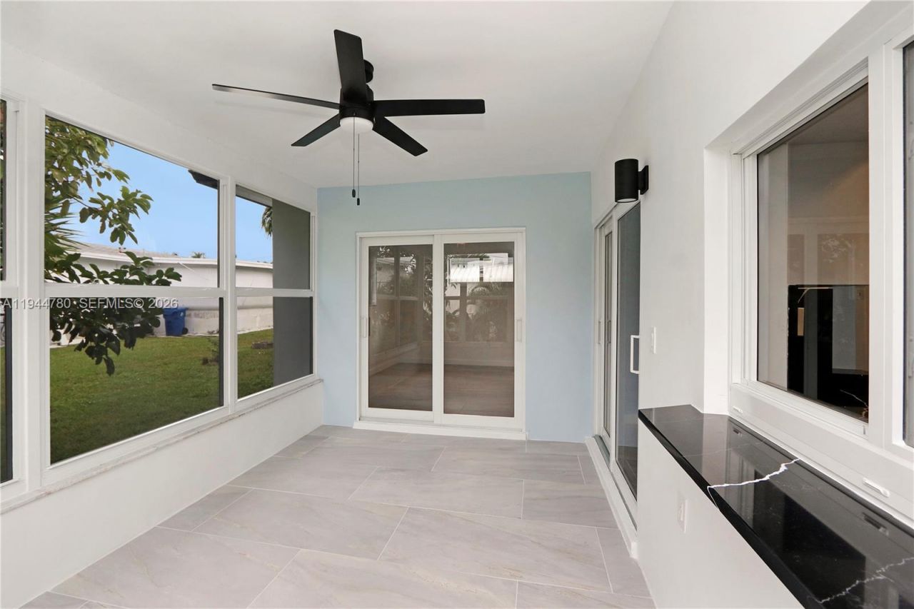 8235 NW 23rd St, Sunrise, FL 33322 Photo