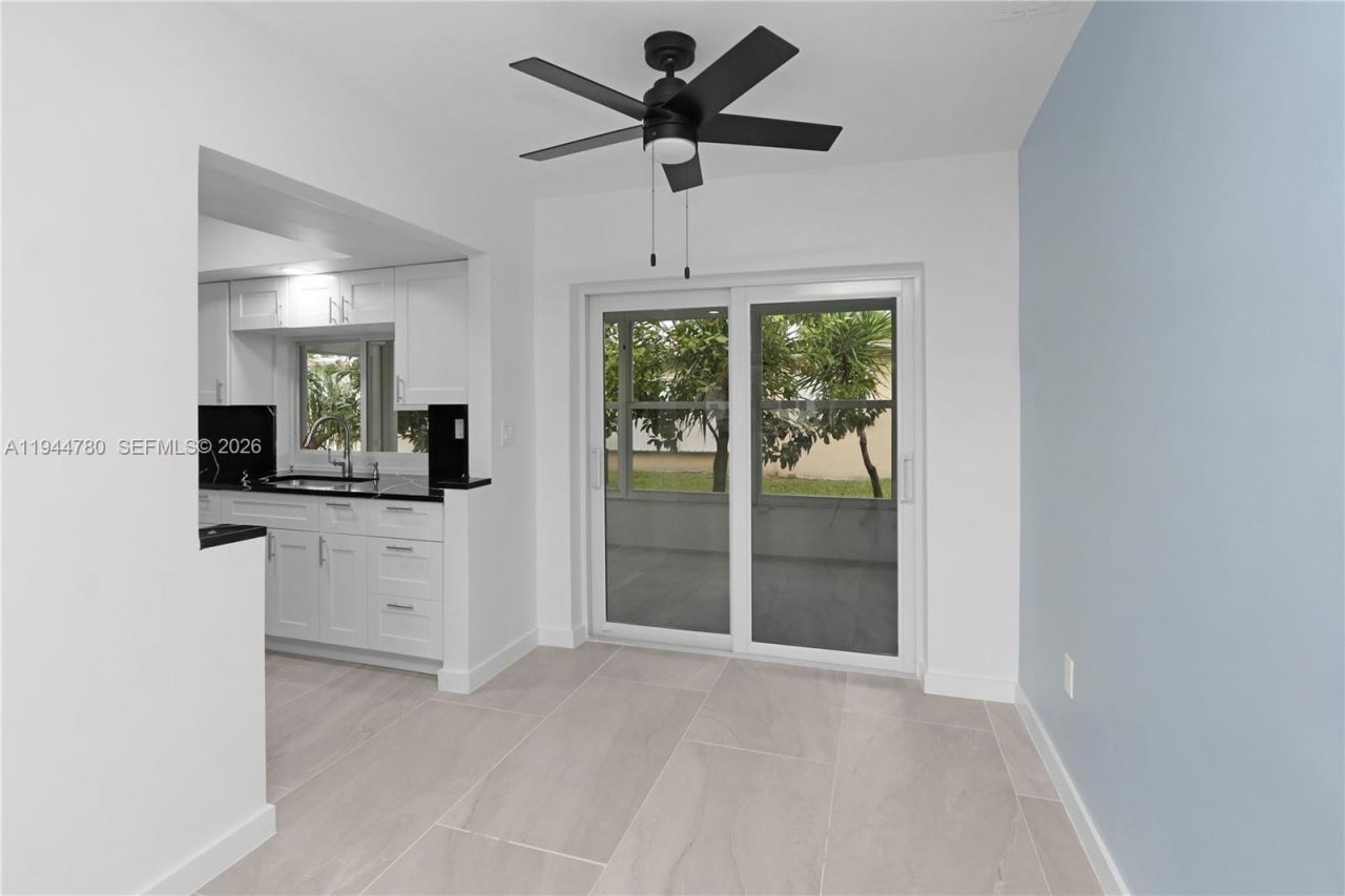 8235 NW 23rd St, Sunrise, FL 33322 Photo