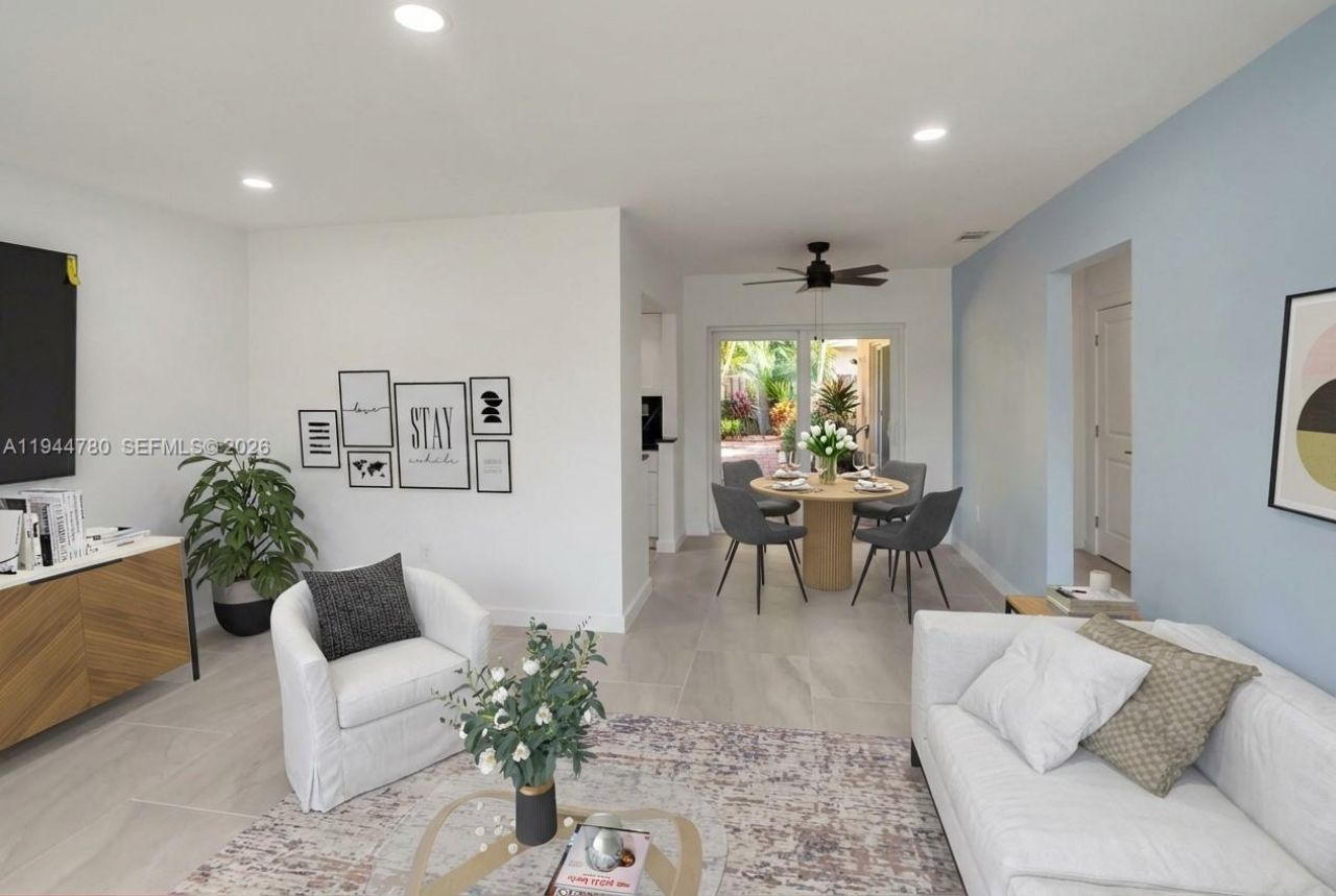 8235 NW 23rd St, Sunrise, FL 33322 Photo