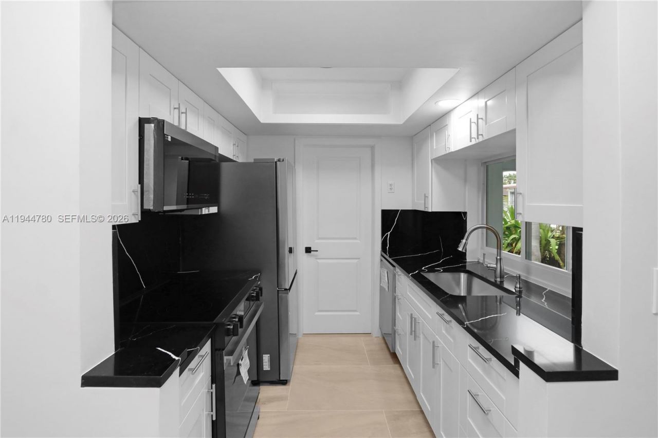 8235 NW 23rd St, Sunrise, FL 33322 Photo