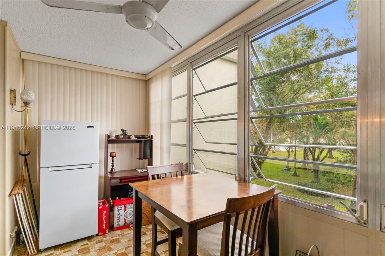 2998 NW 48th Ter , Unit 329, Lauderdale Lakes, FL 33313 Photo
