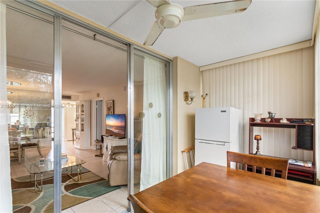 2998 NW 48th Ter , Unit 329, Lauderdale Lakes, FL 33313 Photo