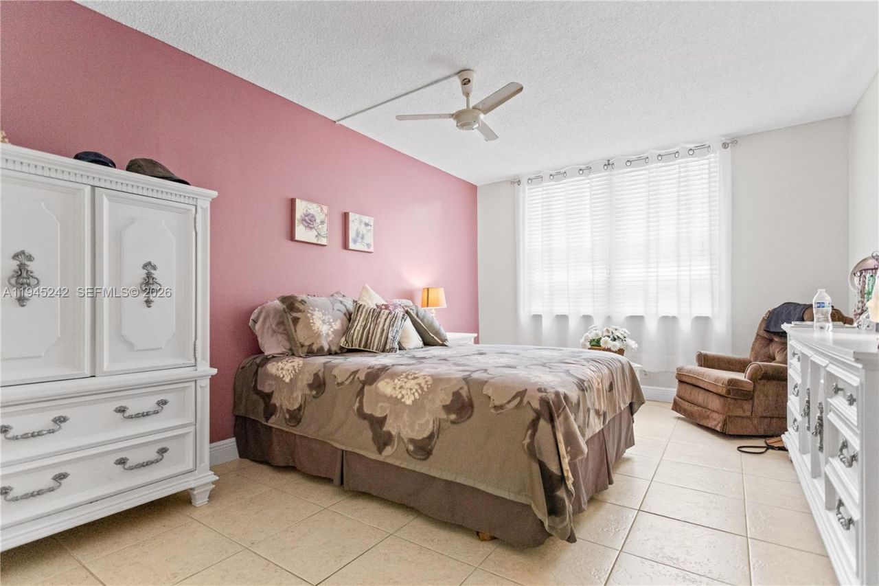 2998 NW 48th Ter , Unit 329, Lauderdale Lakes, FL 33313 Photo