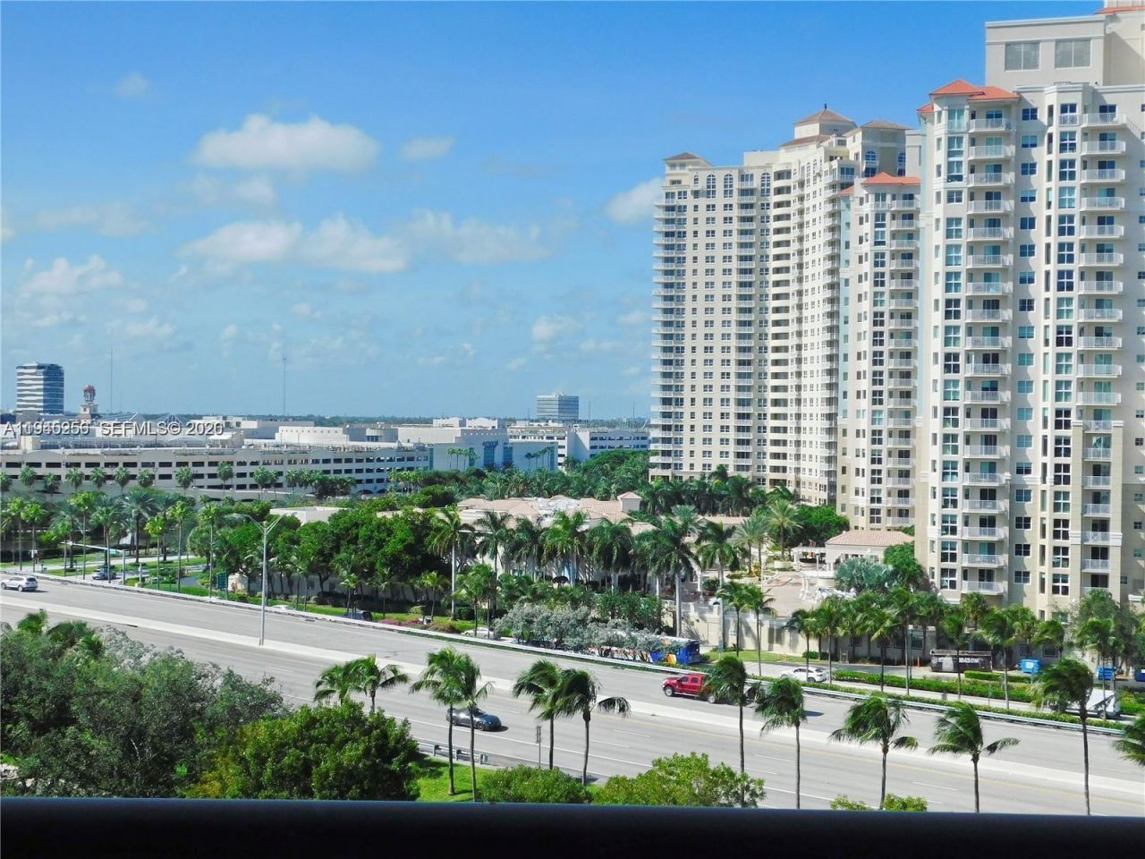 3300 NE 191 St , Unit 1002, Aventura, FL 33180 Photo