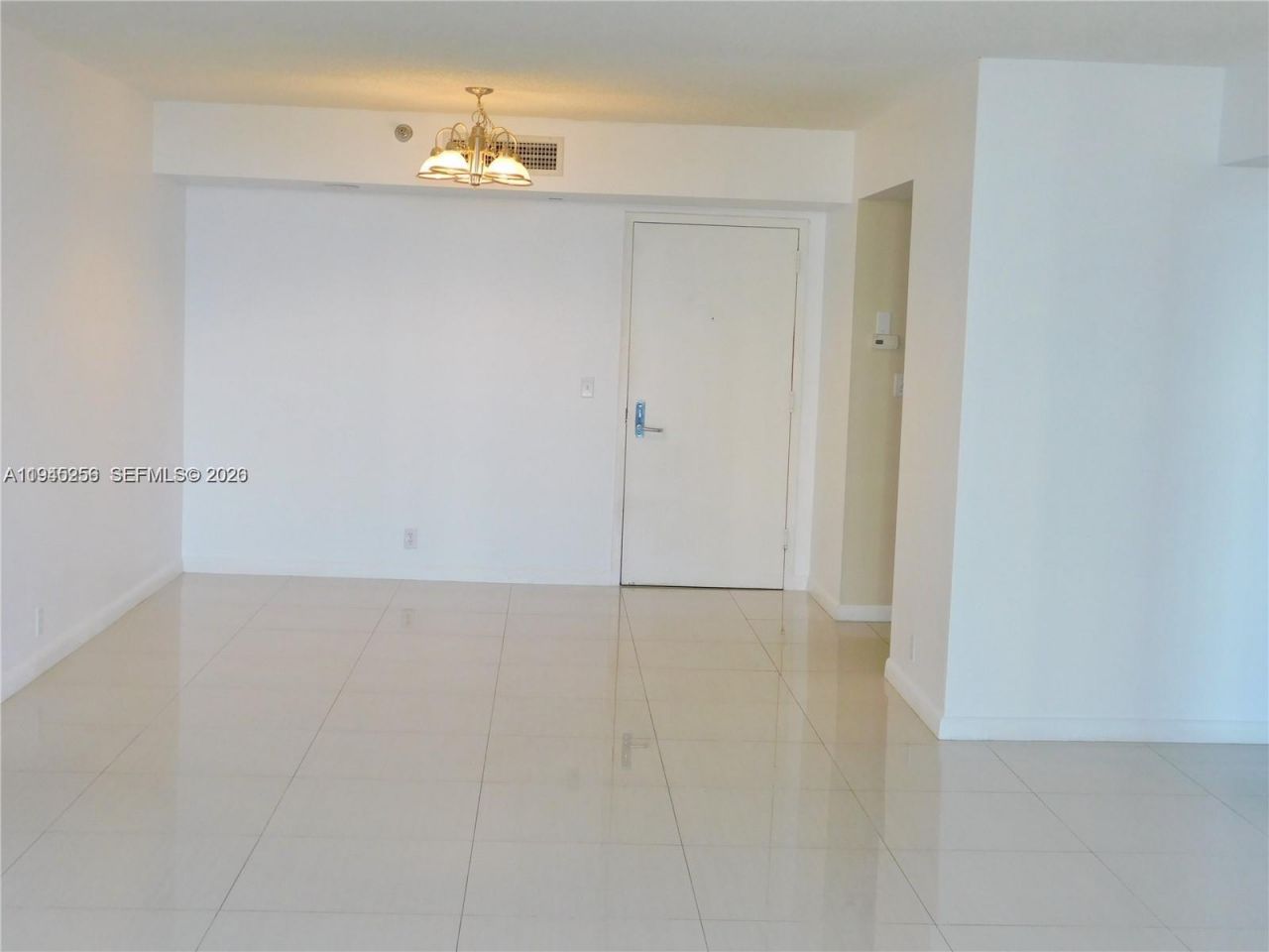 3300 NE 191 St , Unit 1002, Aventura, FL 33180 Photo