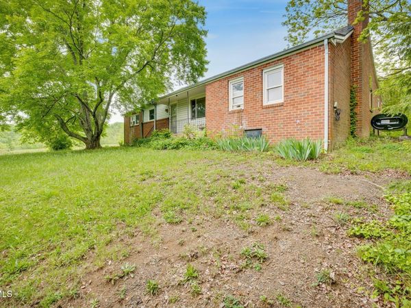 4136 Ridge Road, Kingsport, TN 37660