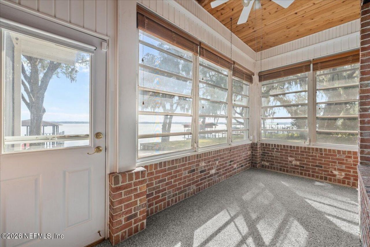 533 W River Road, Palatka, FL 32177 Photo