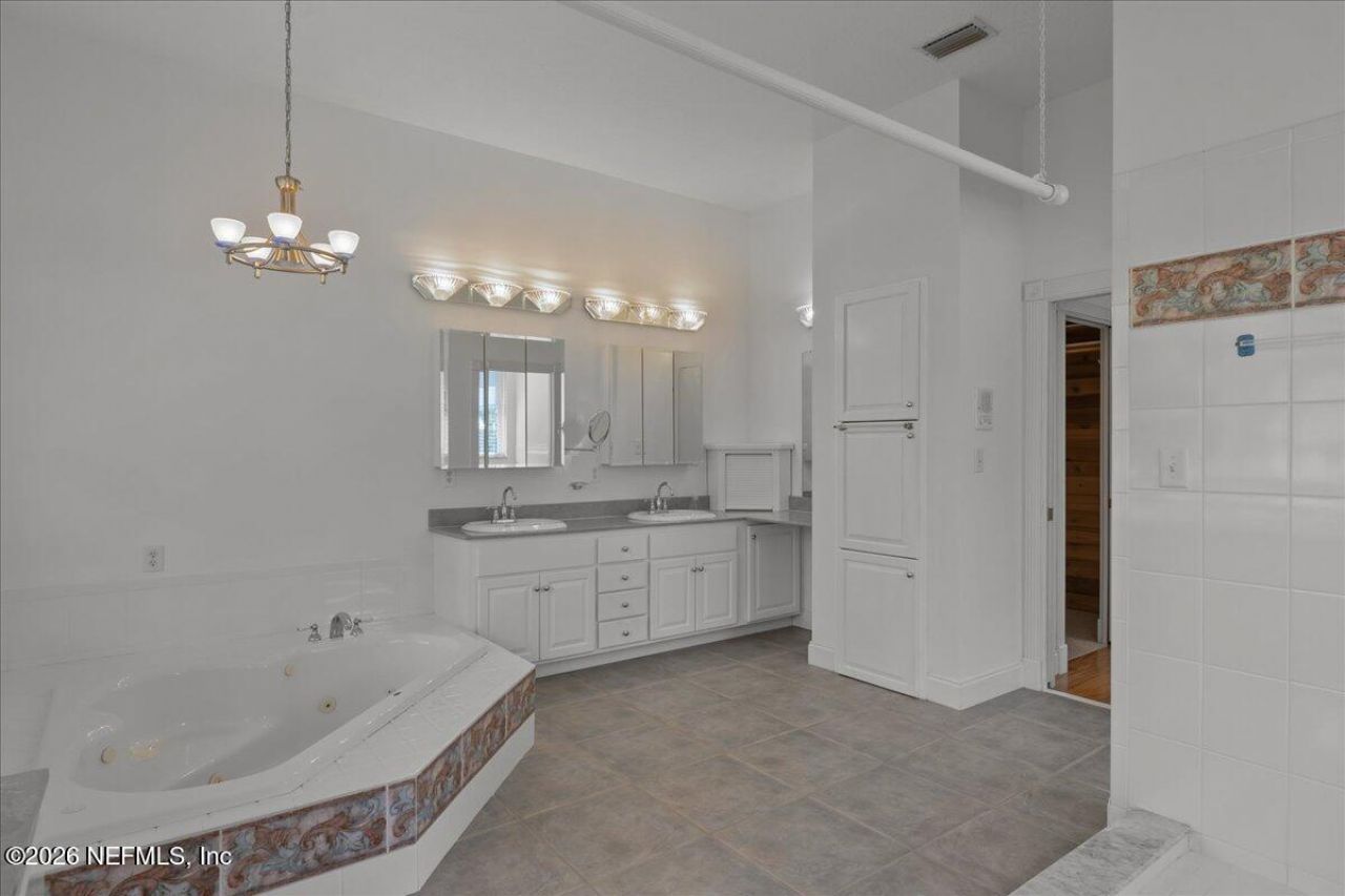 533 W River Road, Palatka, FL 32177 Photo