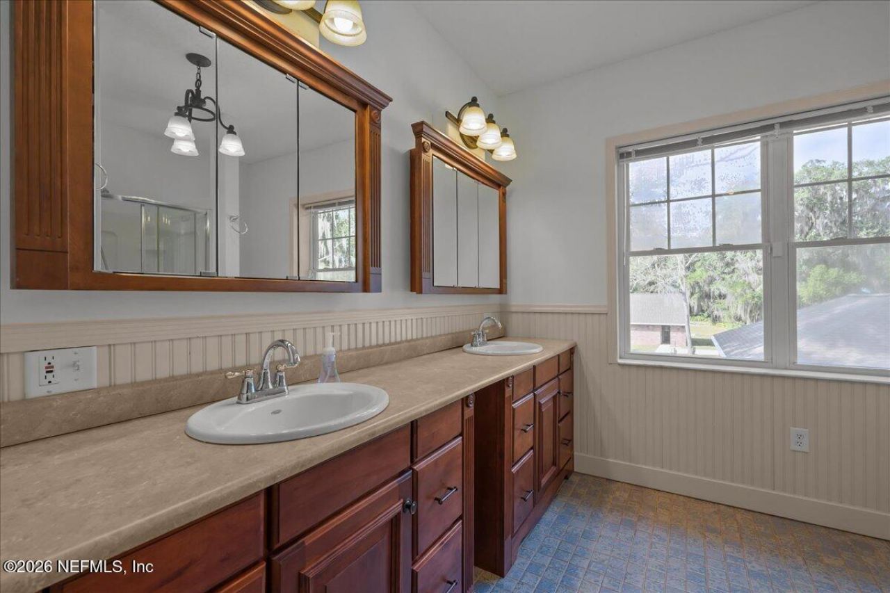 533 W River Road, Palatka, FL 32177 Photo