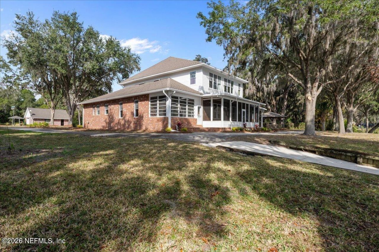 533 W River Road, Palatka, FL 32177 Photo