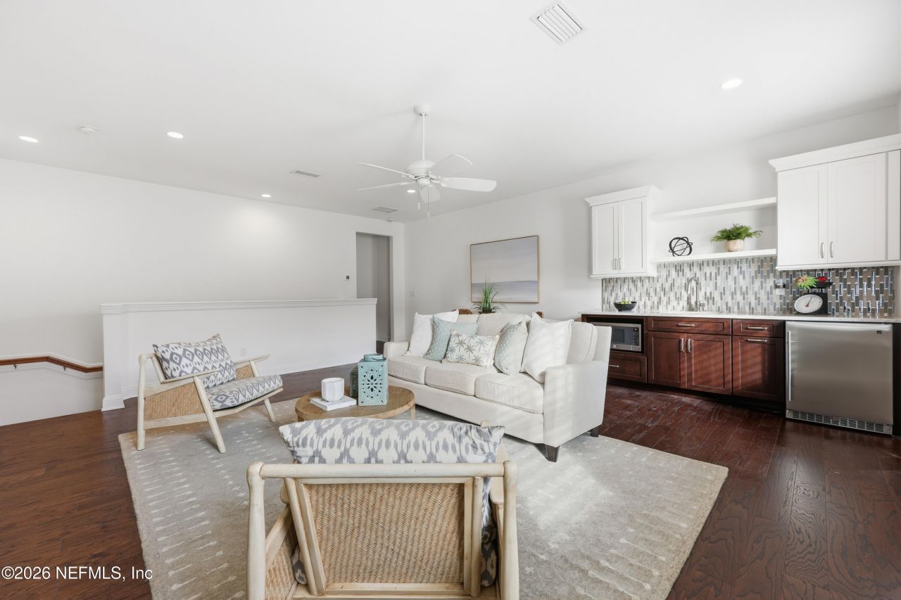 568 Timber Bridge Lane, Atlantic Beach, FL 32233 Photo