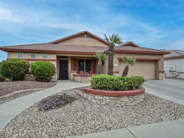 17737 N BECKE Lane, Surprise, AZ 85374