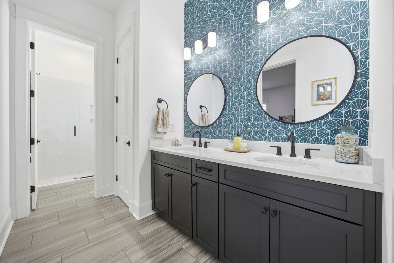 857 Iris St. Photo 25