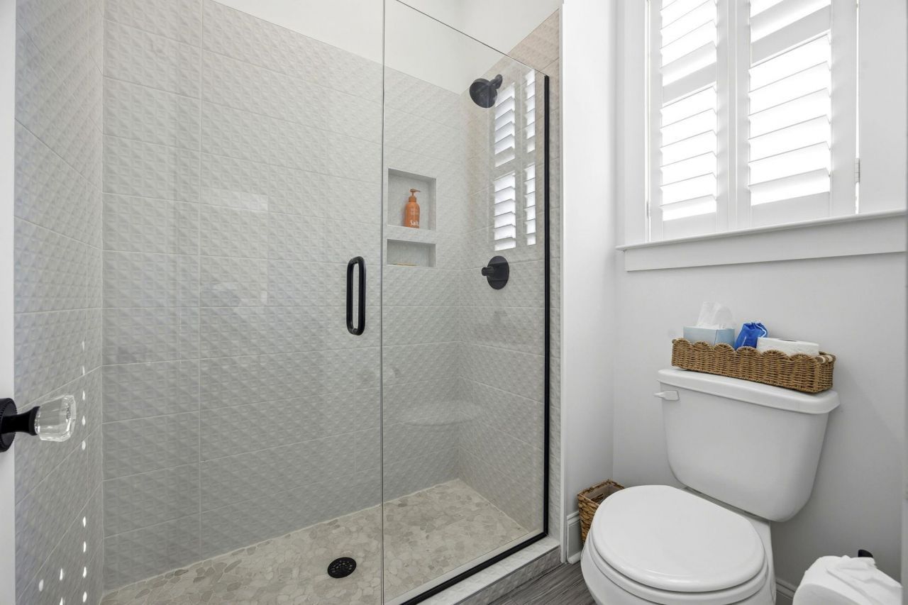 857 Iris St. Photo 26