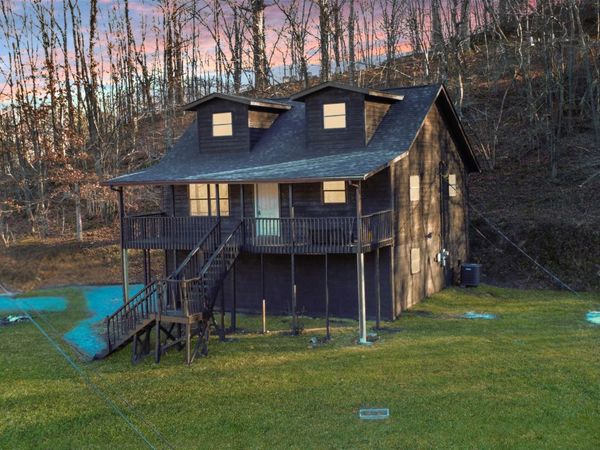 130 Fellowship Lane, Caryville, TN 37714