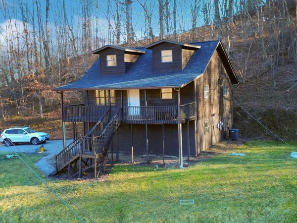 130 Fellowship Lane, Caryville, TN 37714