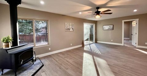 8682 Dolly Varden Avenue, Kings Beach, CA 96143 Photo