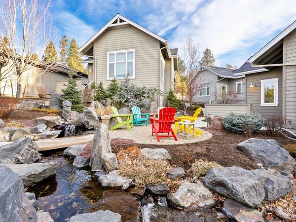 1913 NW Monterey Mews, Unit # 8, Bend, OR 97703