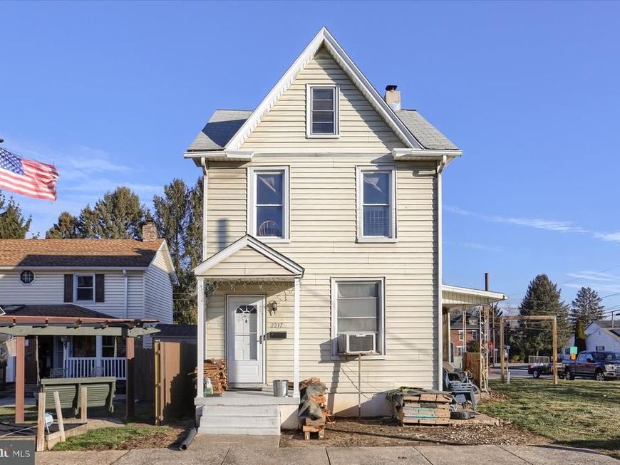 2217 S 3rd Street, Steelton, PA 17113 Main Photo