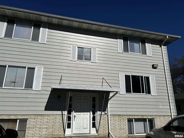 928 S STEWART Street, Unit 1, Creve Coeur, IL 61610