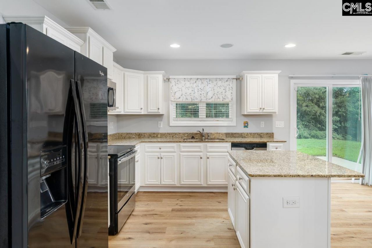 147 Ventnor Avenue Photo 6