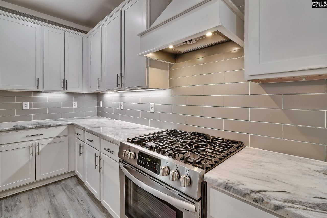 2230 High Bluff Loop  Photo 15