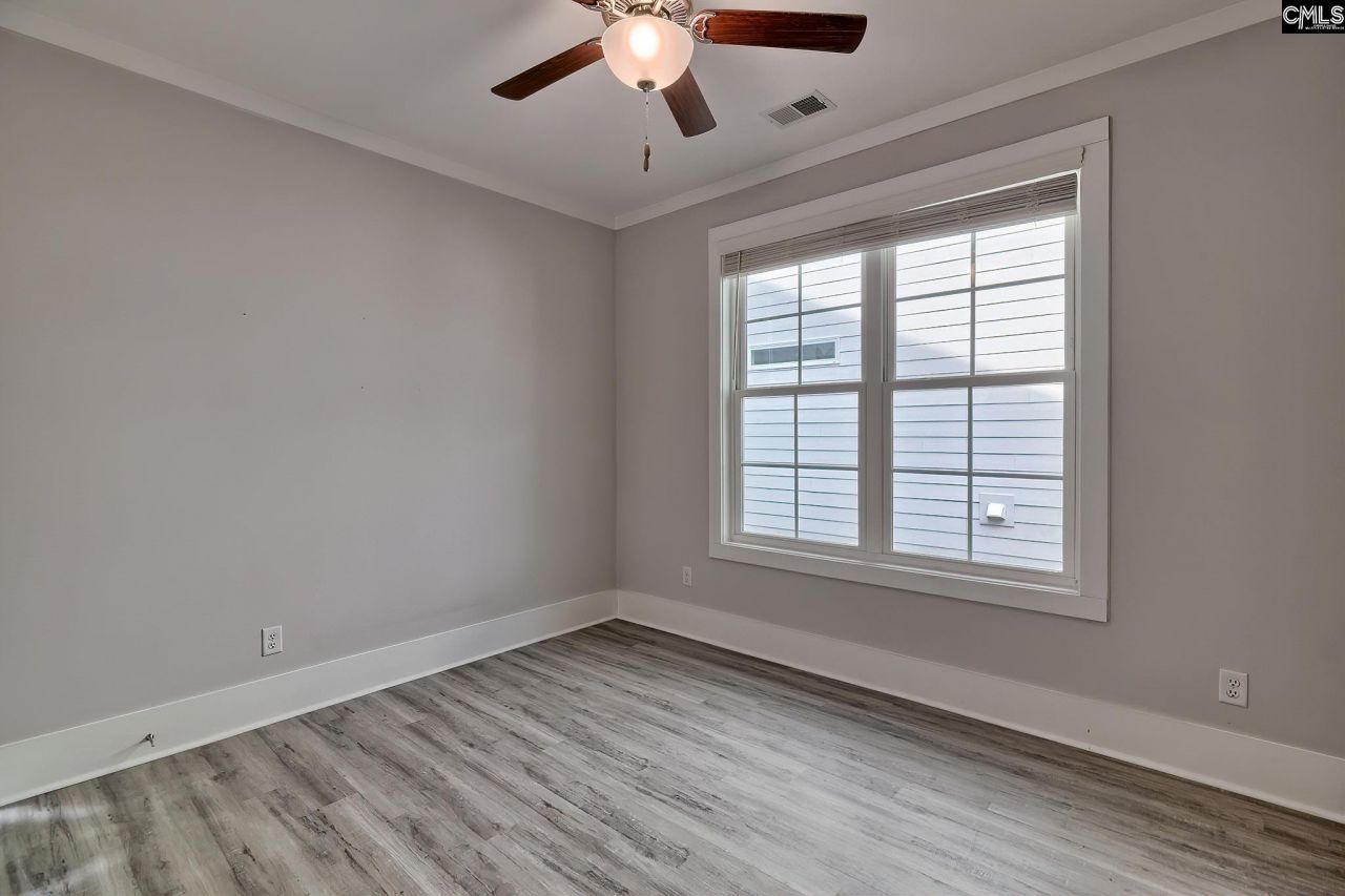 2230 High Bluff Loop  Photo 29