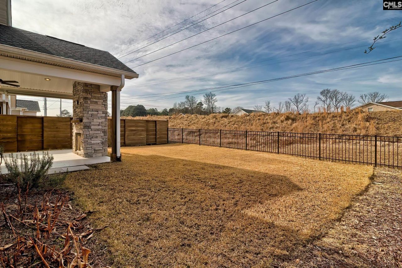 2230 High Bluff Loop  Photo 40