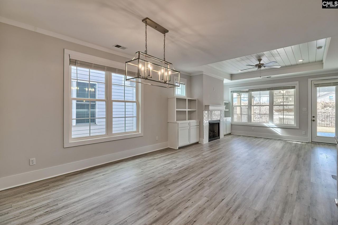 2230 High Bluff Loop  Photo 8