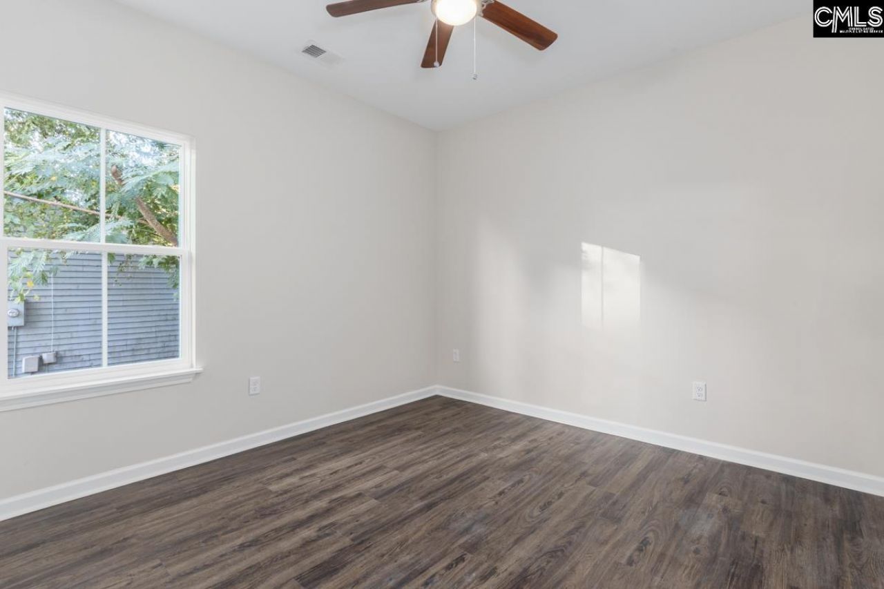 213 Spreading Branch Drive Photo 10