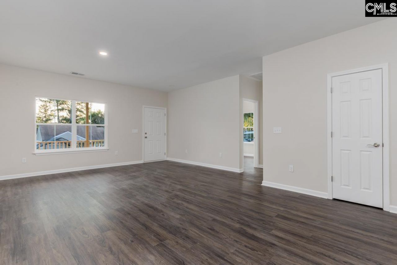 213 Spreading Branch Drive Photo 11