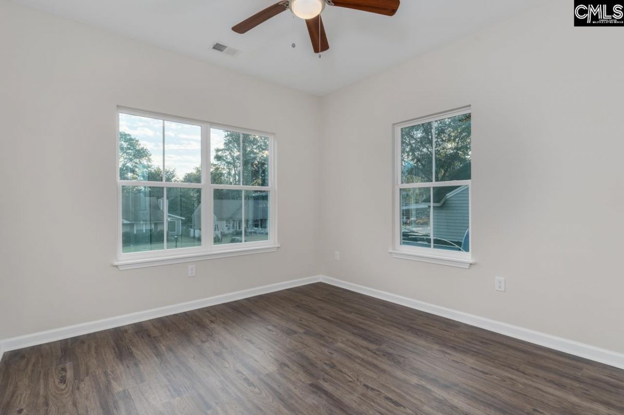 213 Spreading Branch Drive Photo 18