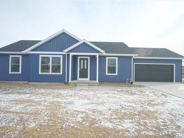 420 N Eastfield Circle, Milford, IN 46542