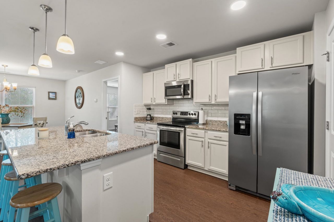 401 Quinta St. Photo 12