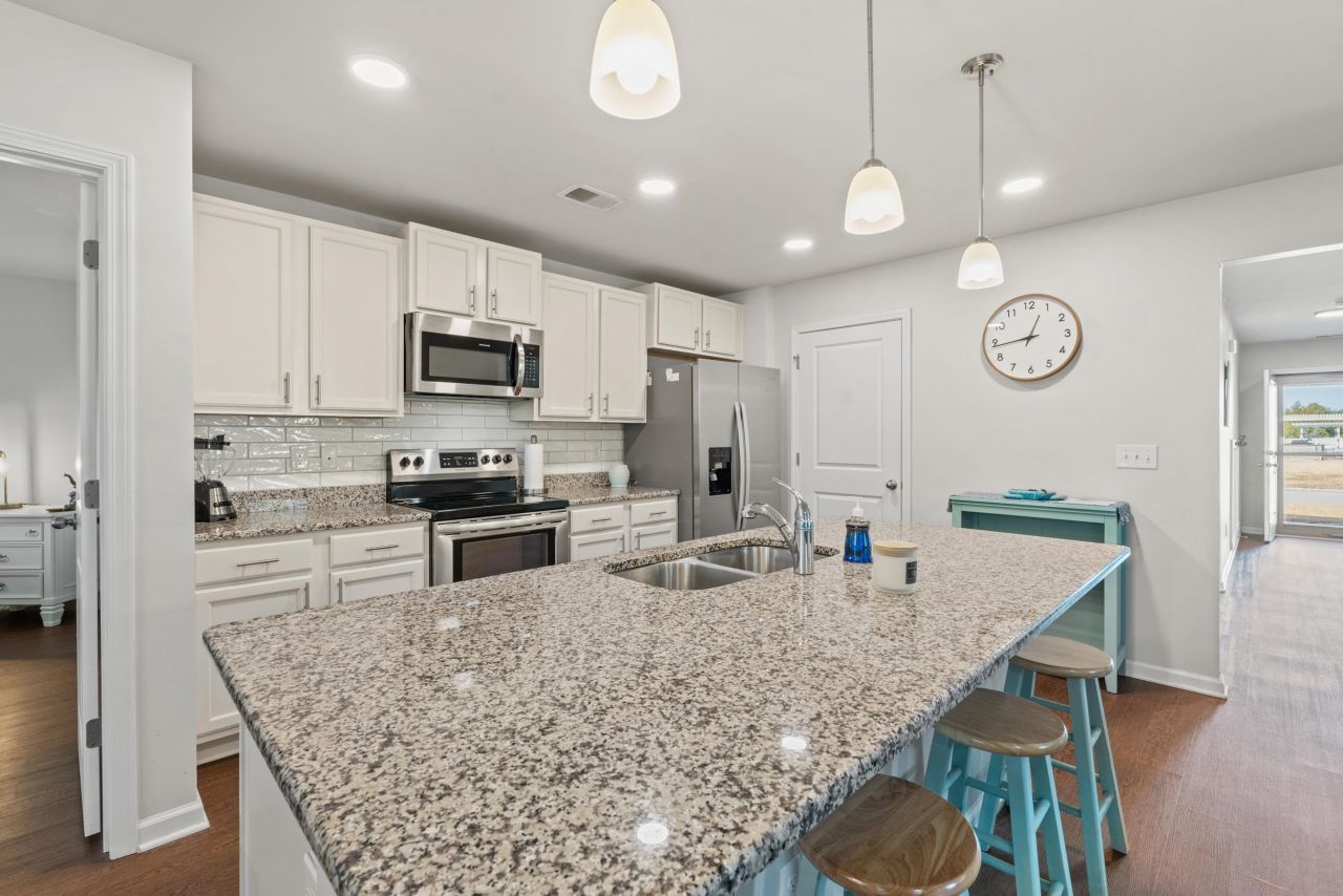 401 Quinta St. Photo 13